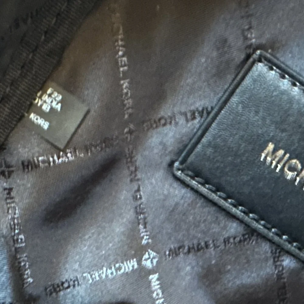 Michael Kors Cooper Sling Pack Backpack MK Signature Brown Black - Picture 9 of 10